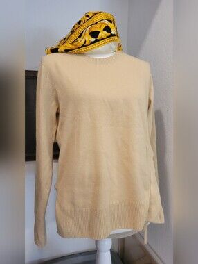 VINCE 100% Cashmer Women's Sweater Tan Color,  Size S , Soft